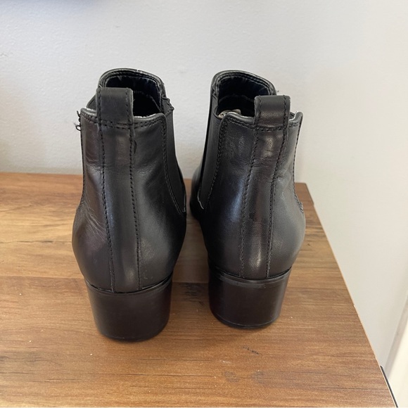 Blondo Waterproof Point Toe Booties shoes size 7 - Picture 6 of 15